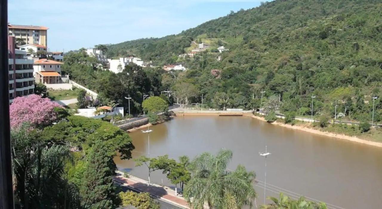 Flat Cavalinho Branco-aguas De Lindoia *