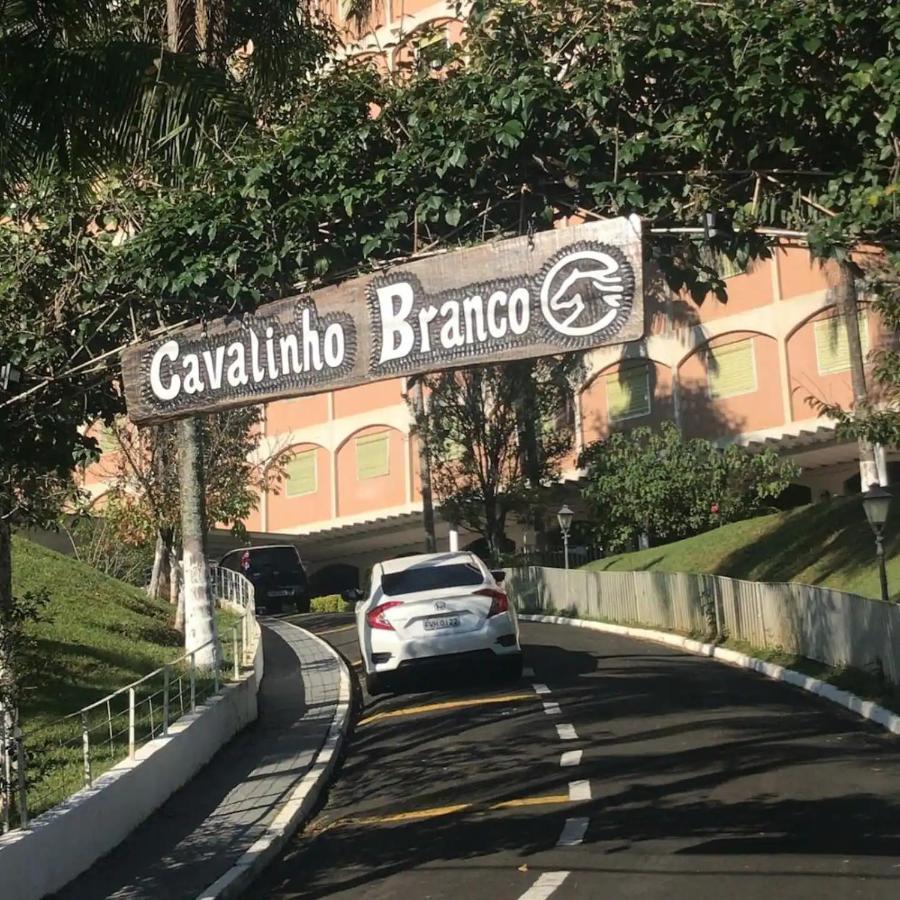 Flat Cavalinho Branco-aguas De Lindoia *