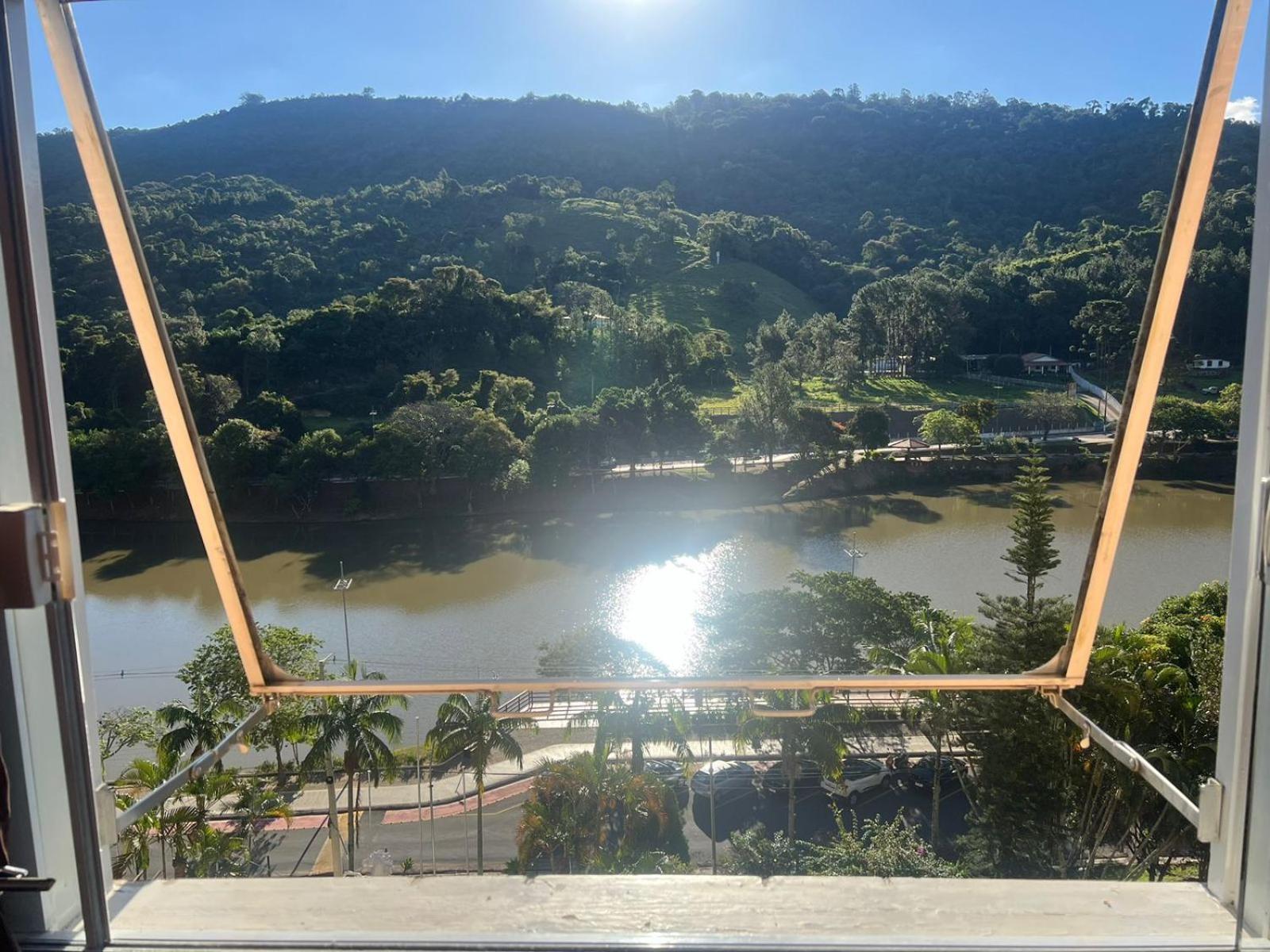 Flat Cavalinho Branco-aguas De Lindoia Apartment